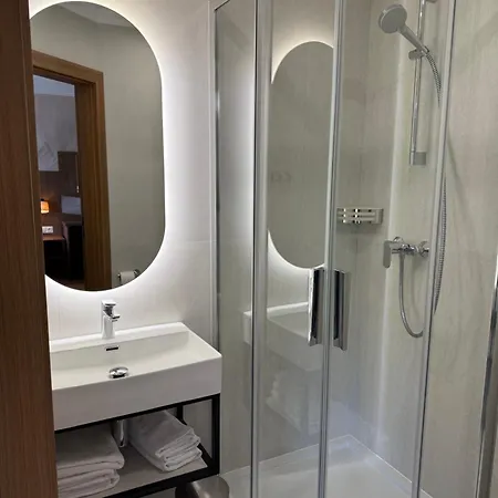 אורחן Ranczo W Dolinie דוברה מיאסטו